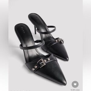 NA-KD Pointy Detail Pumps